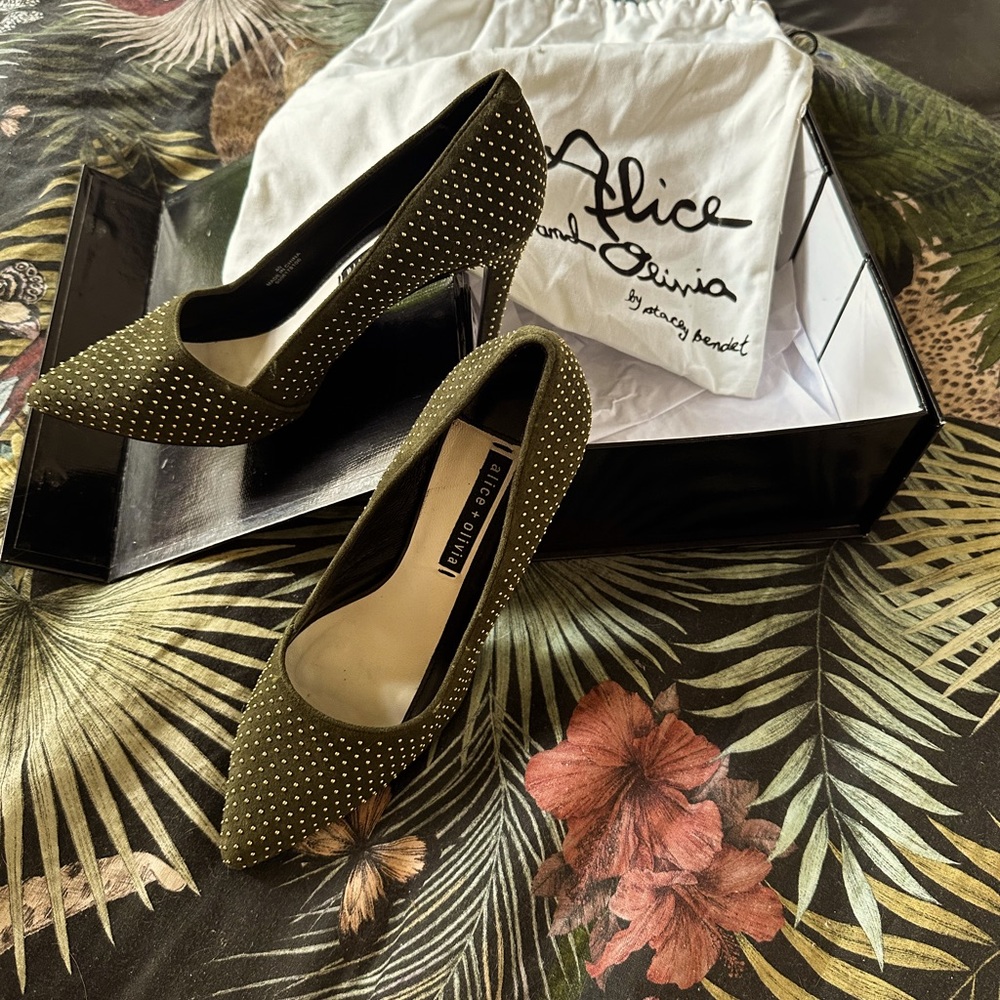Alice and Olivia - Olive green suede pumps w/ gold stud details. Lightly worn.
